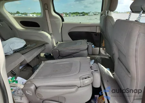 2021 Chrysler Pacifica Touring z USA, uszkodzony, nr VIN 2C4RC1FGXMR505063